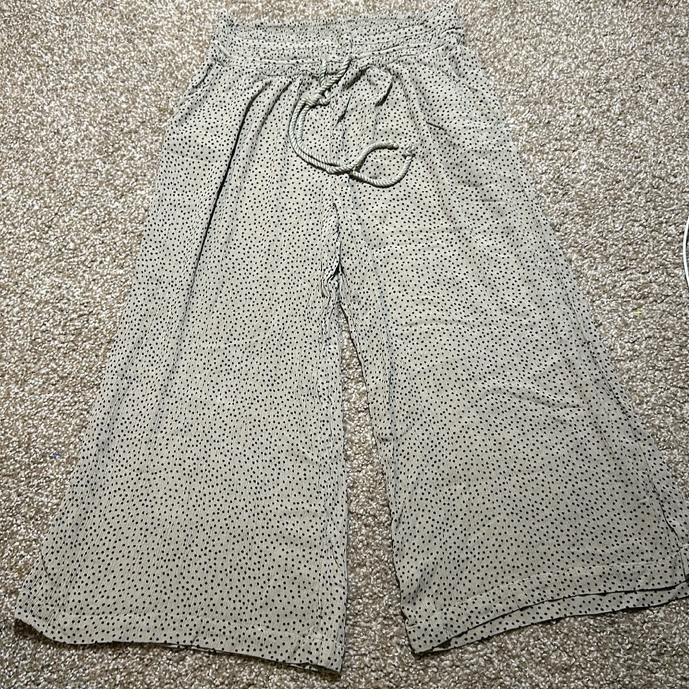 Wide leg pants